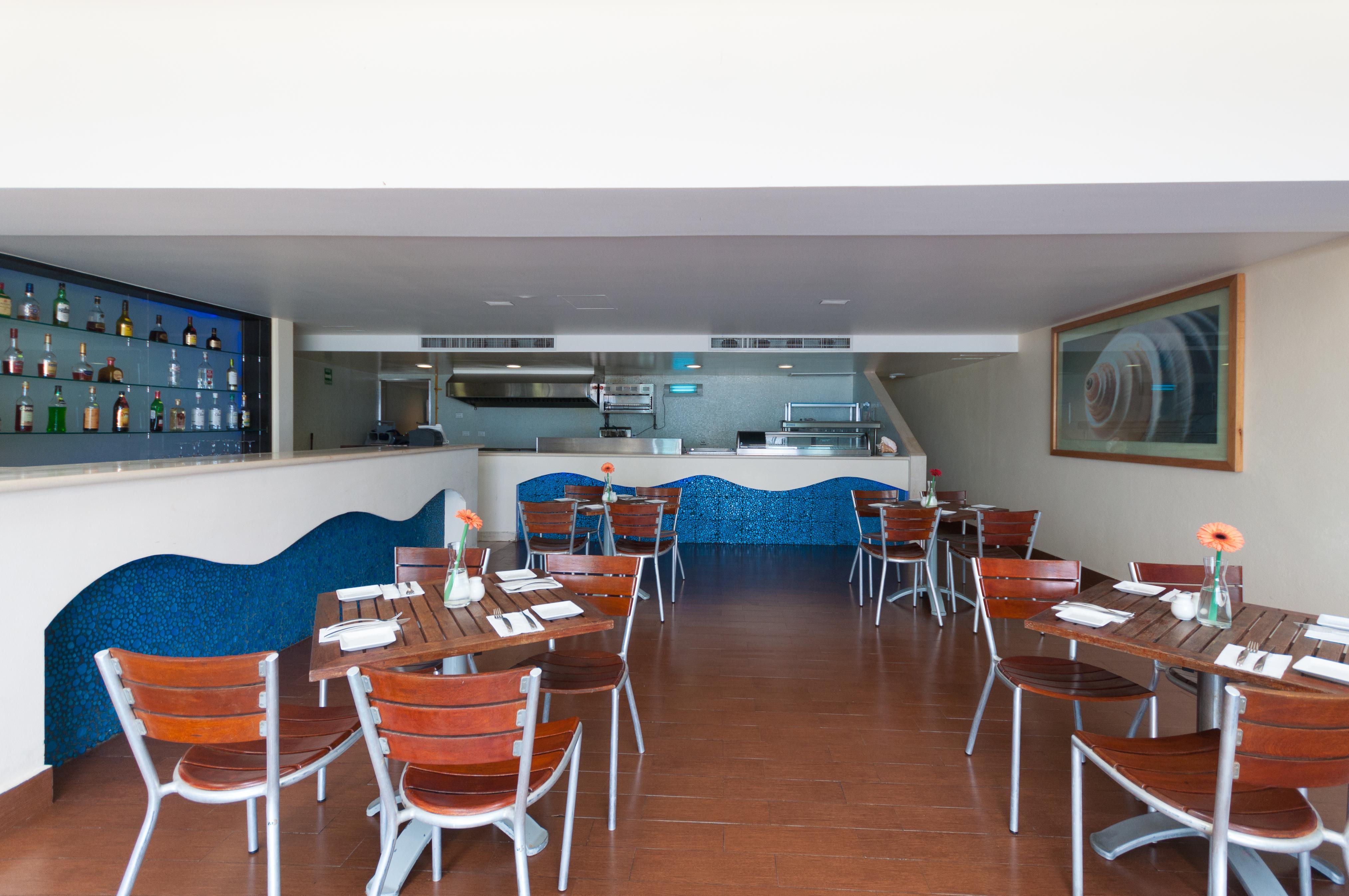 Artisan Family Hotels & Resort Collection Playa Esmeralda Hotel