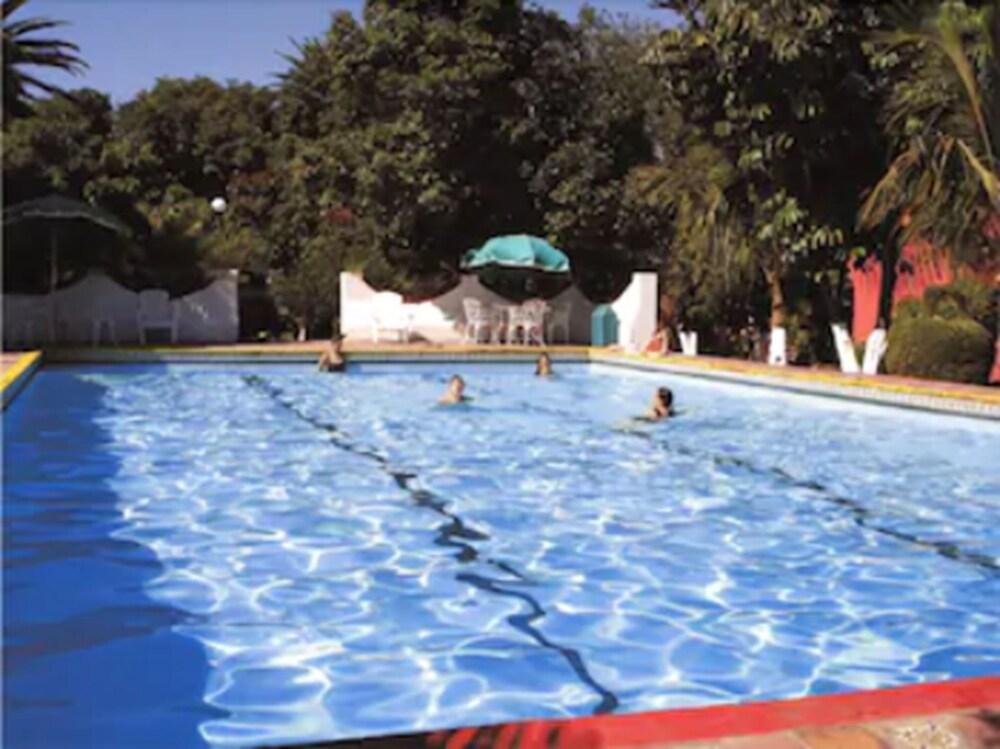 Hotel Olivos