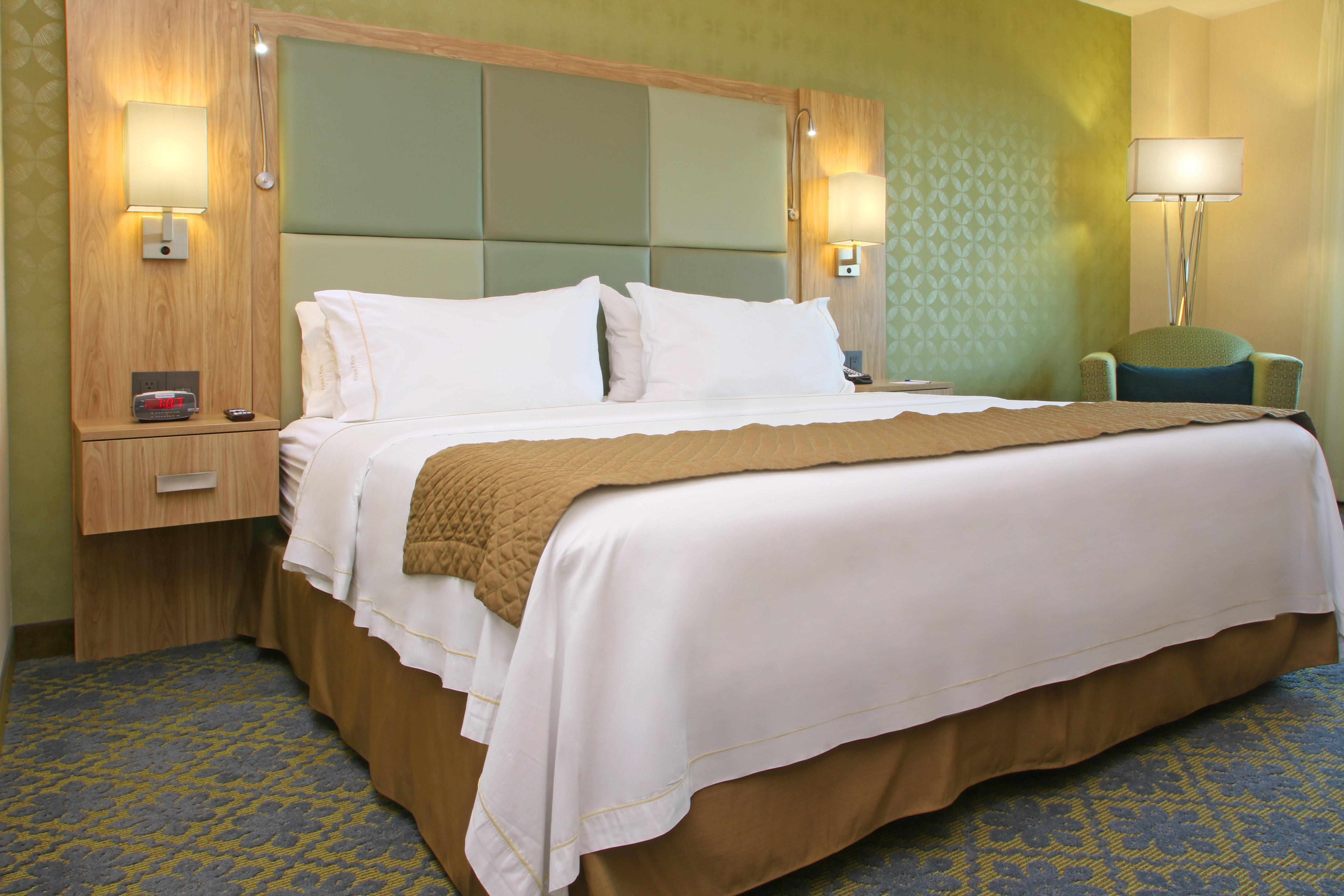 Express & By Ihg Resort Cuernavaca