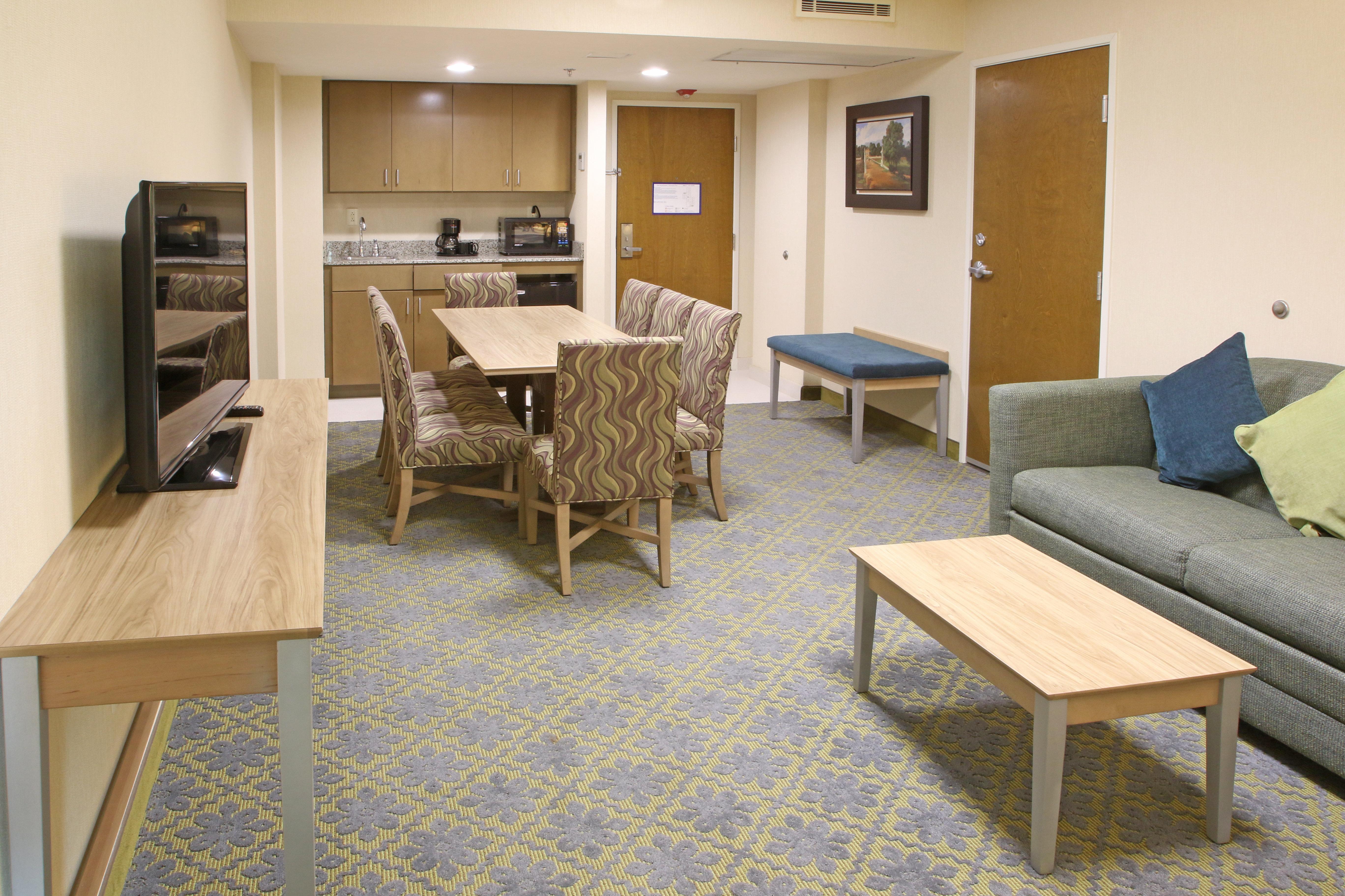 Resort Express & By Ihg 3*