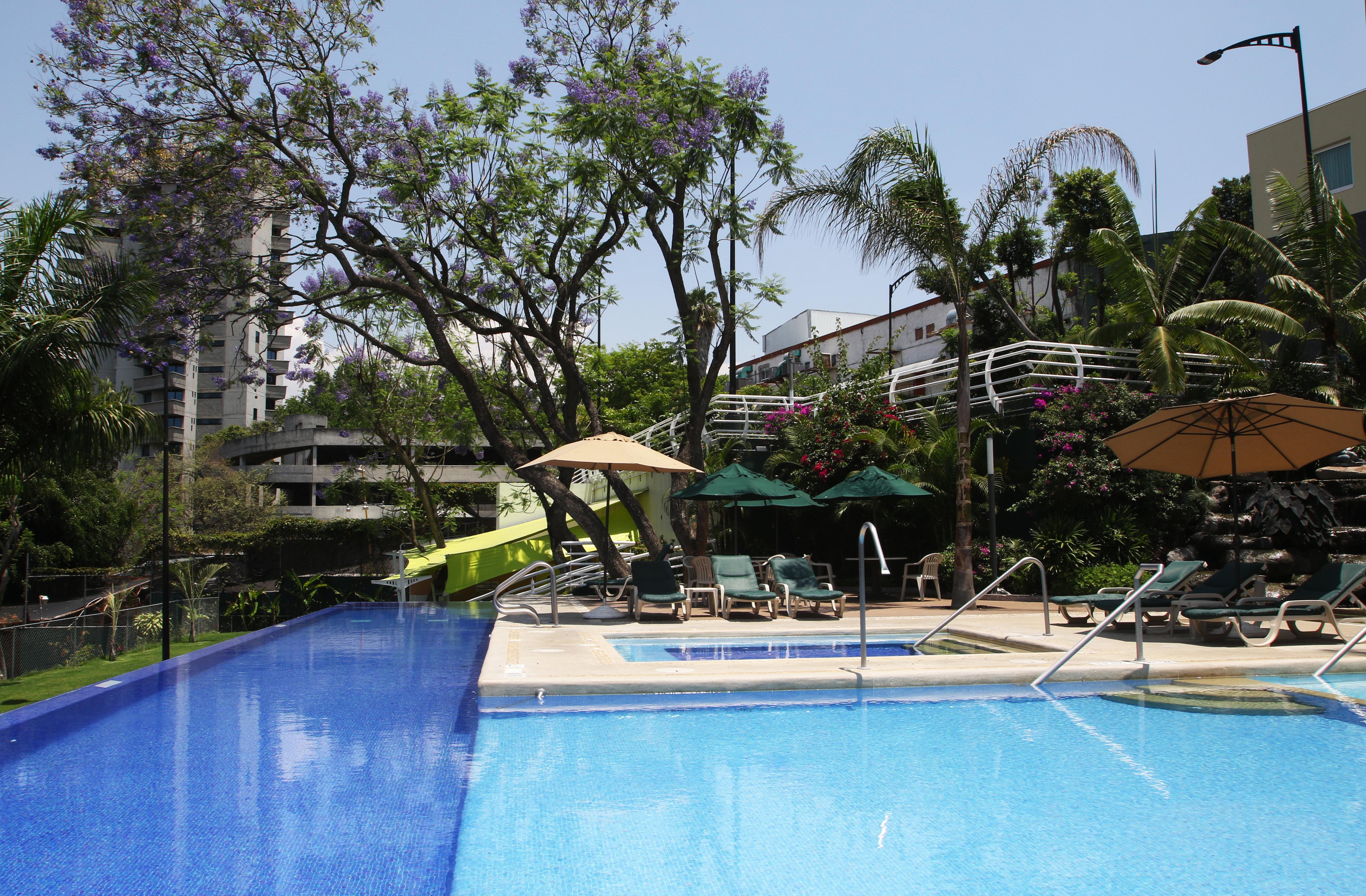 Express & By Ihg
