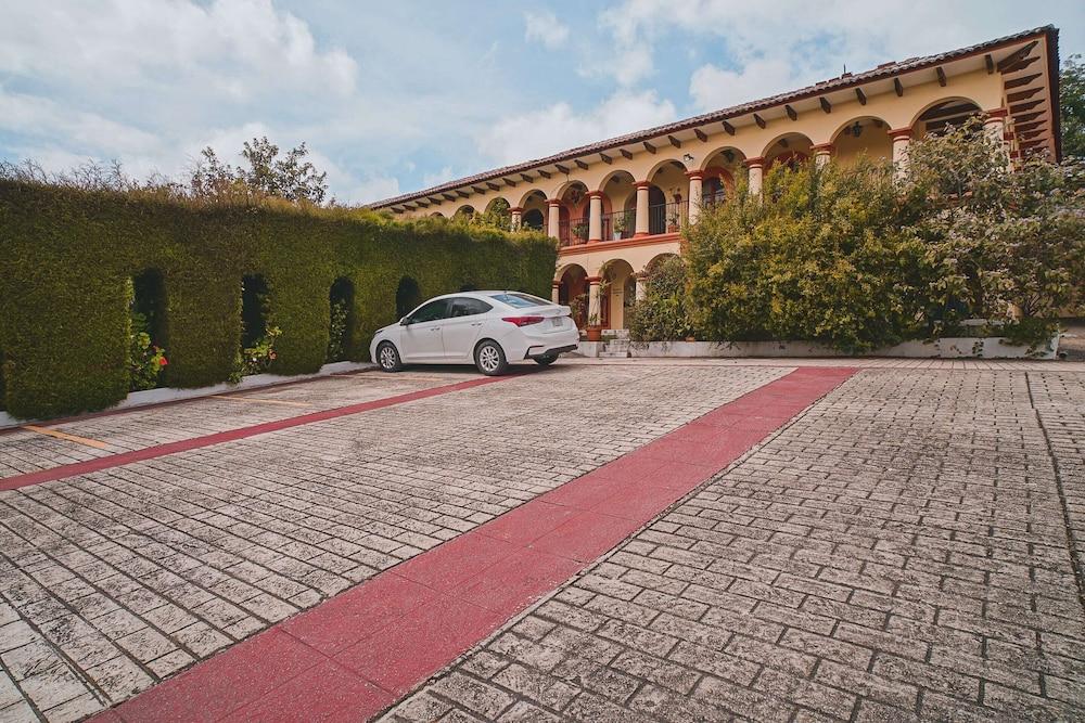 Rincon Del Arco Hotel