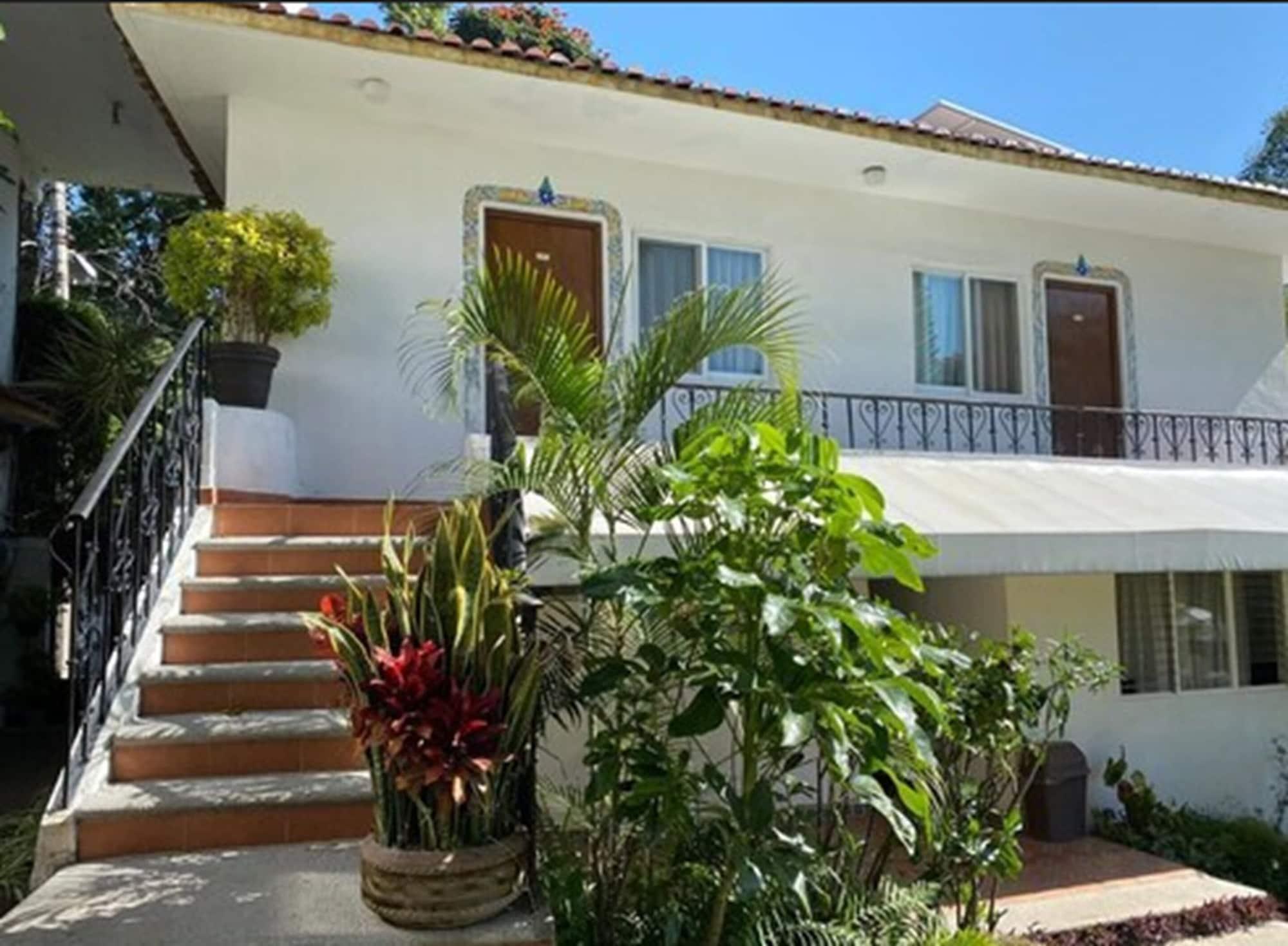 Quinta Flores 3*