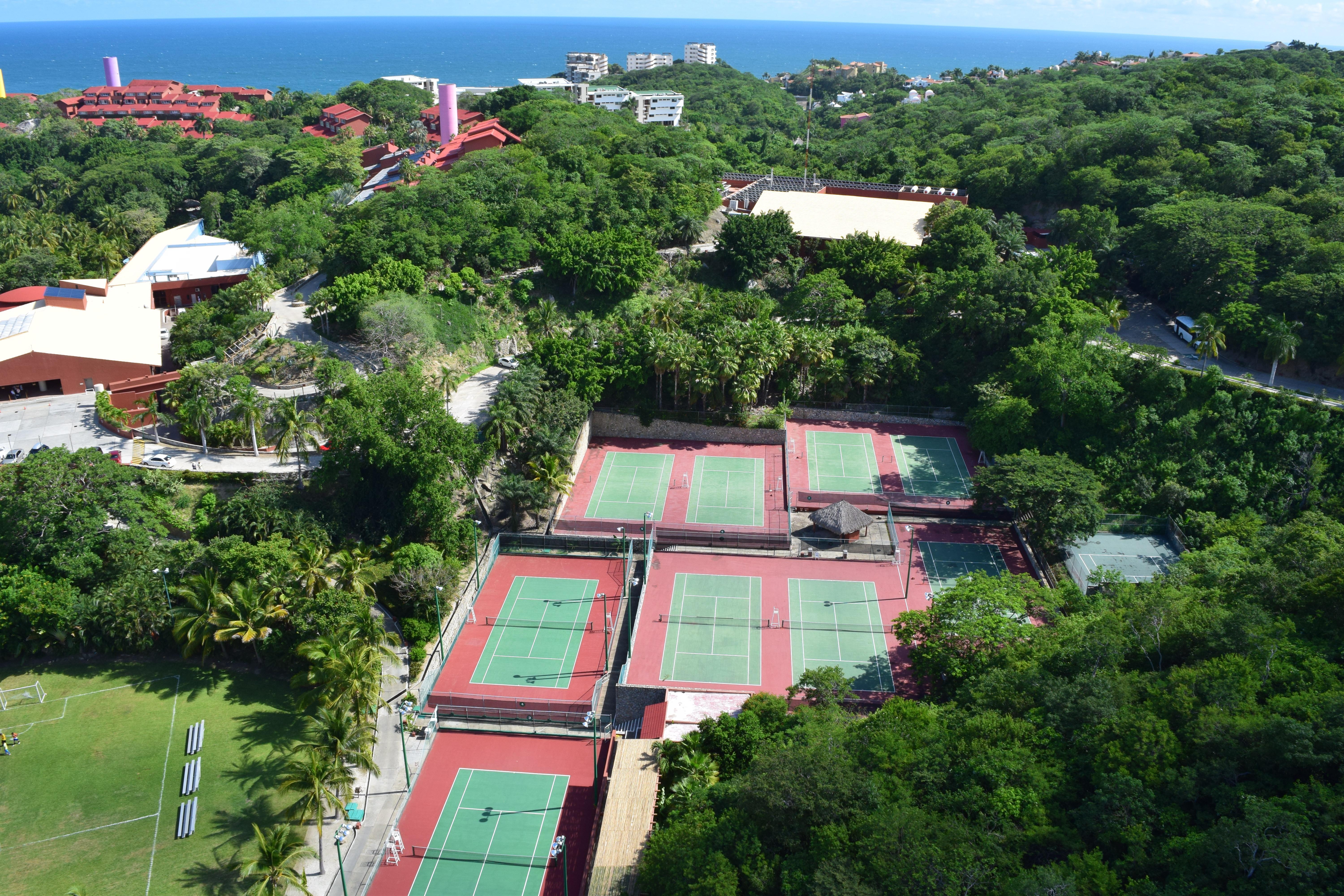 Resort Brisas Huatulco 5*