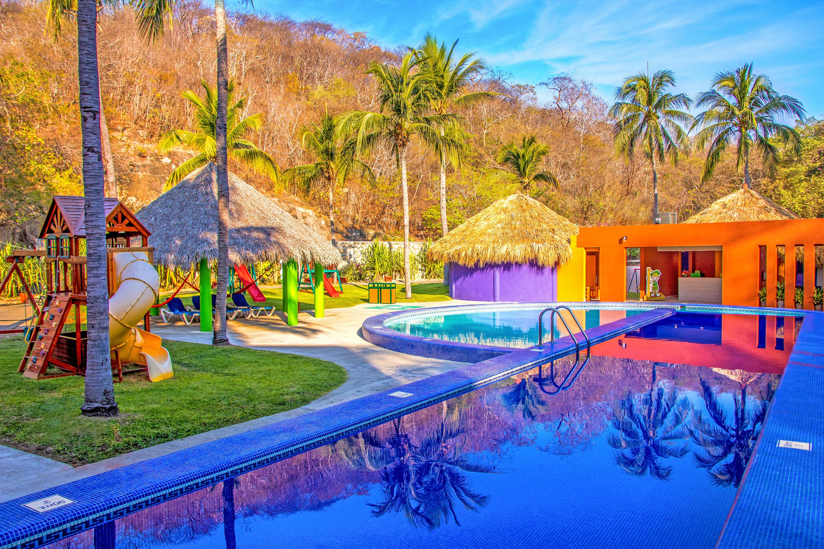 Brisas Huatulco Resort 5*