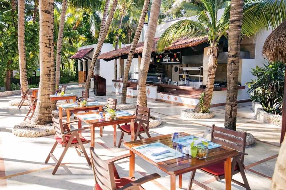 El Dorado Seaside Palms, Catamaran, Cenote & Inclusive (adults Only) Resort
