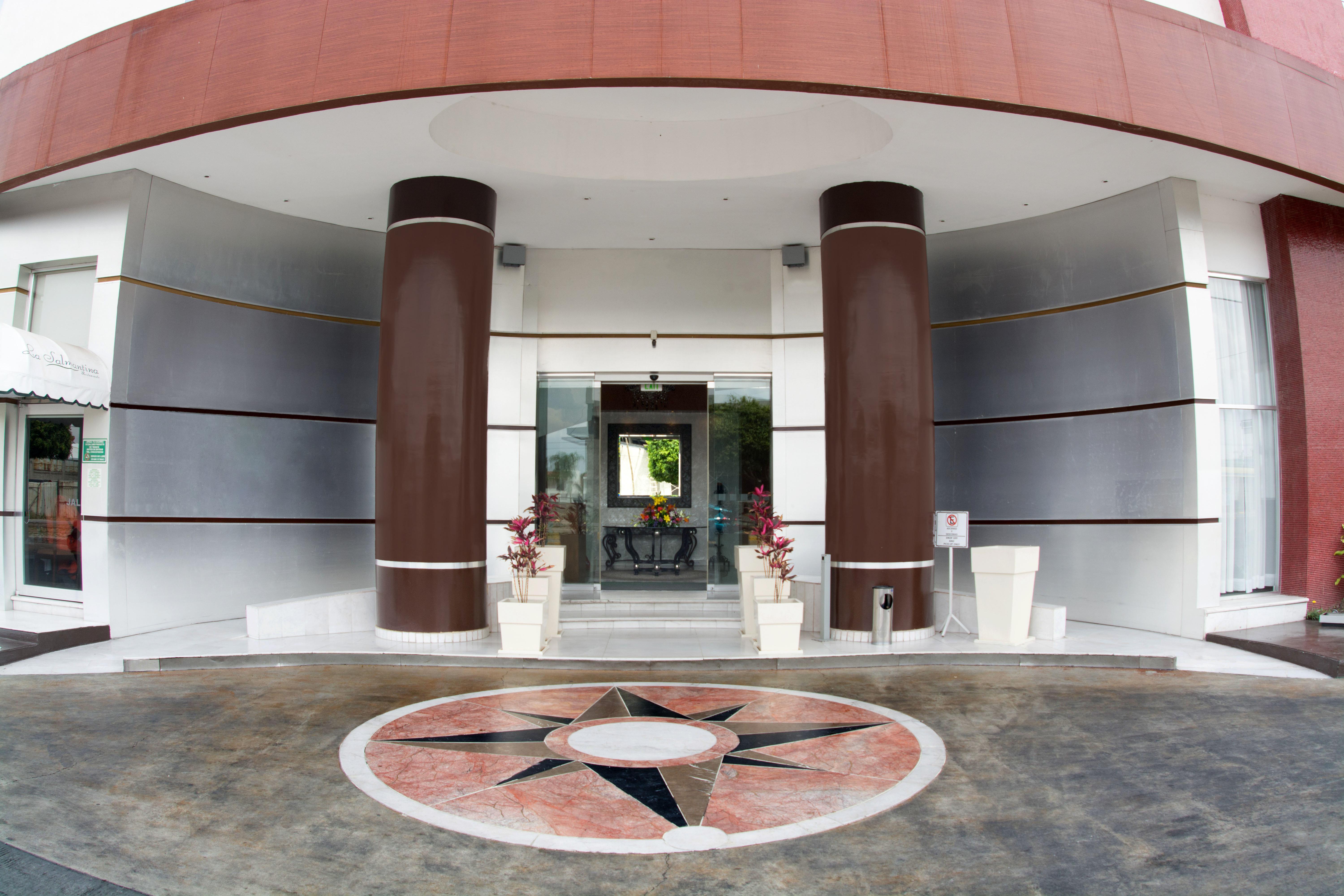 & Bel Air Business Hotel