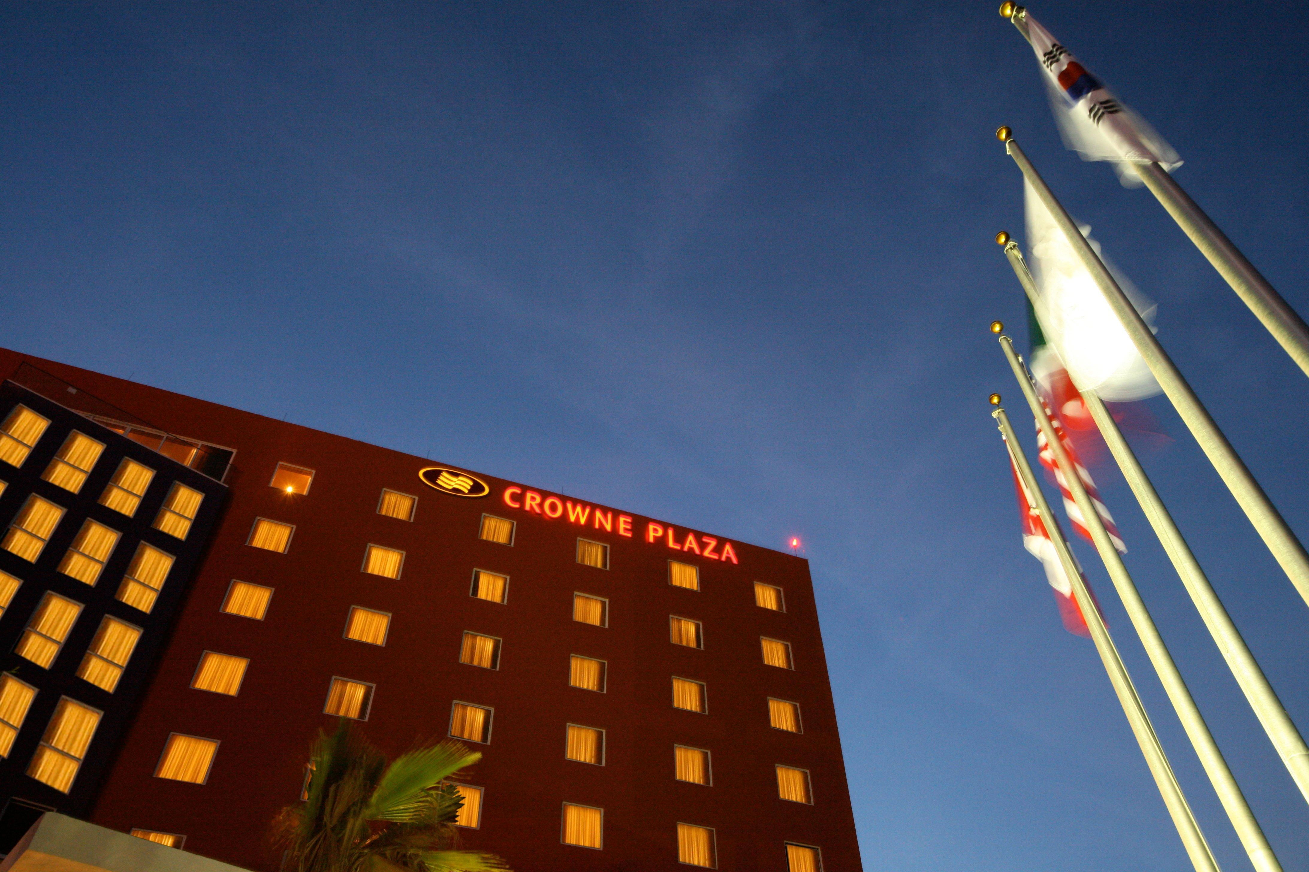 Hotel Crowne Plaza Aeropuerto By Ihg 5*