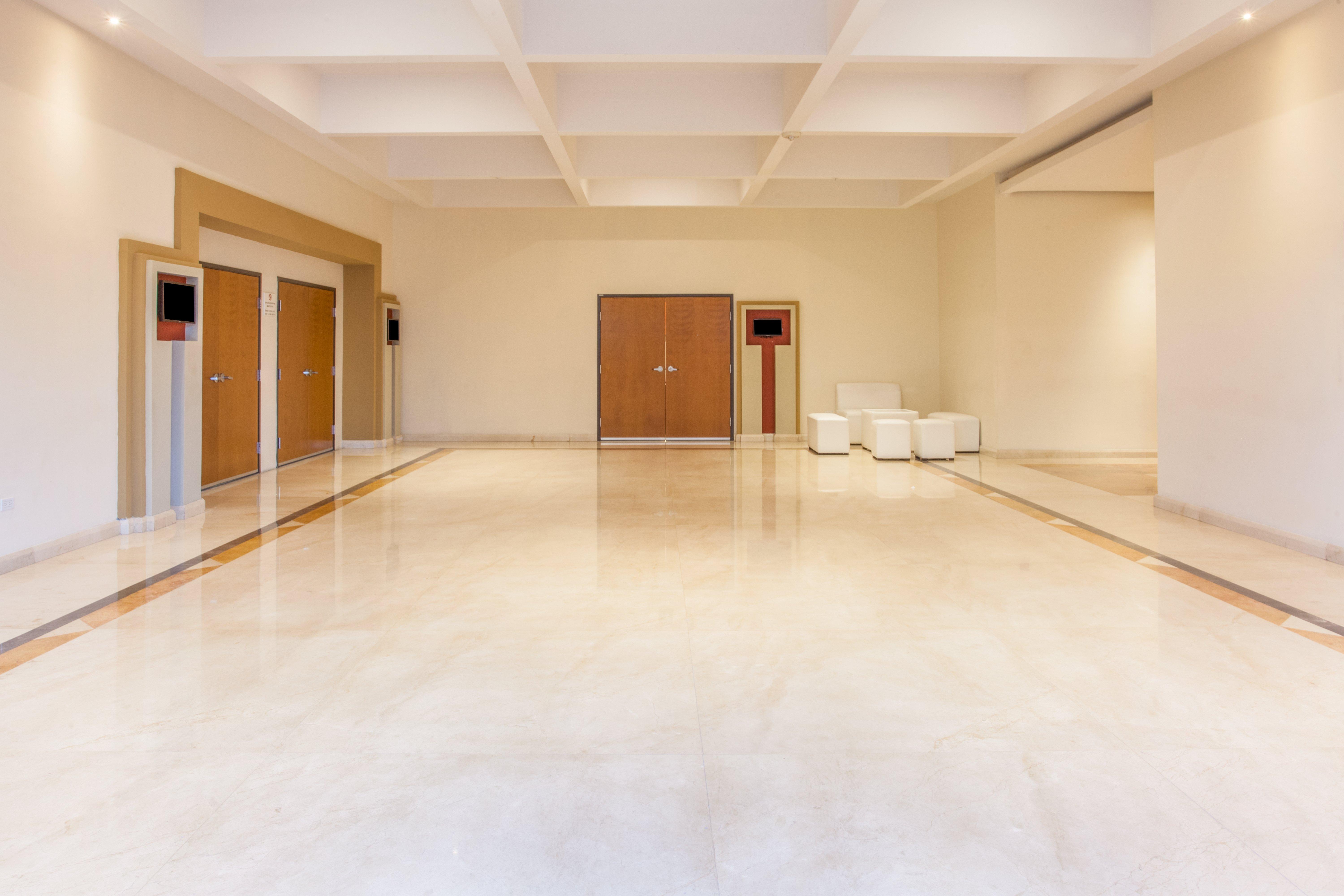 Crowne Plaza Aeropuerto By Ihg