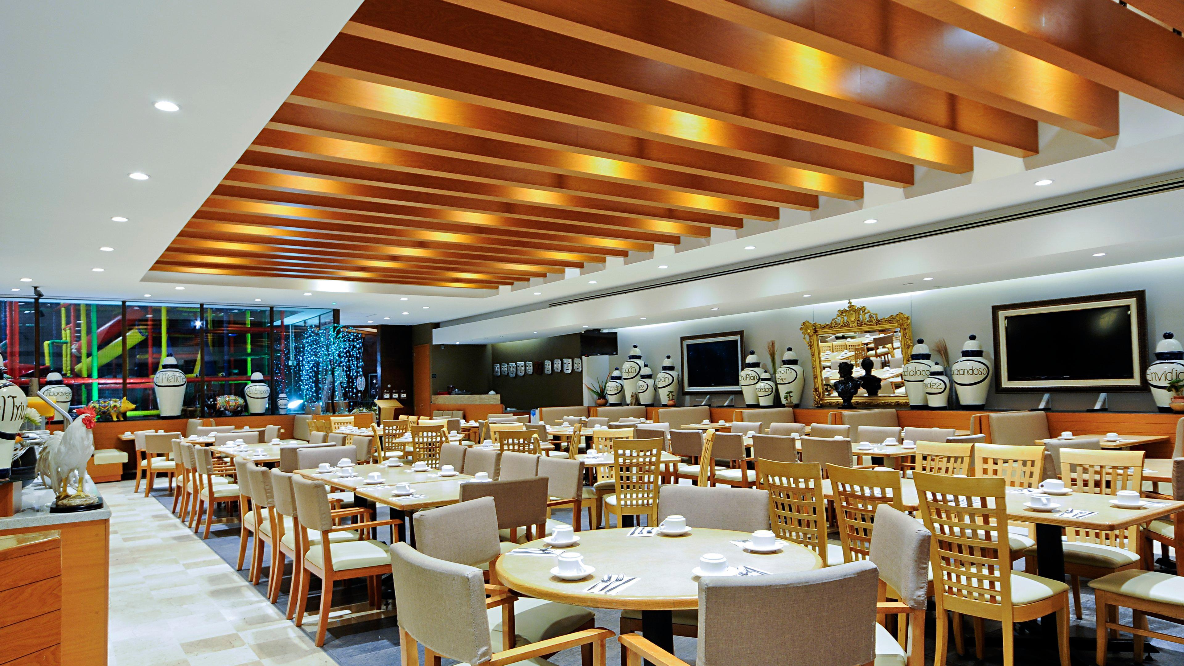 Hotel Irapuato, An Ihg 3*
