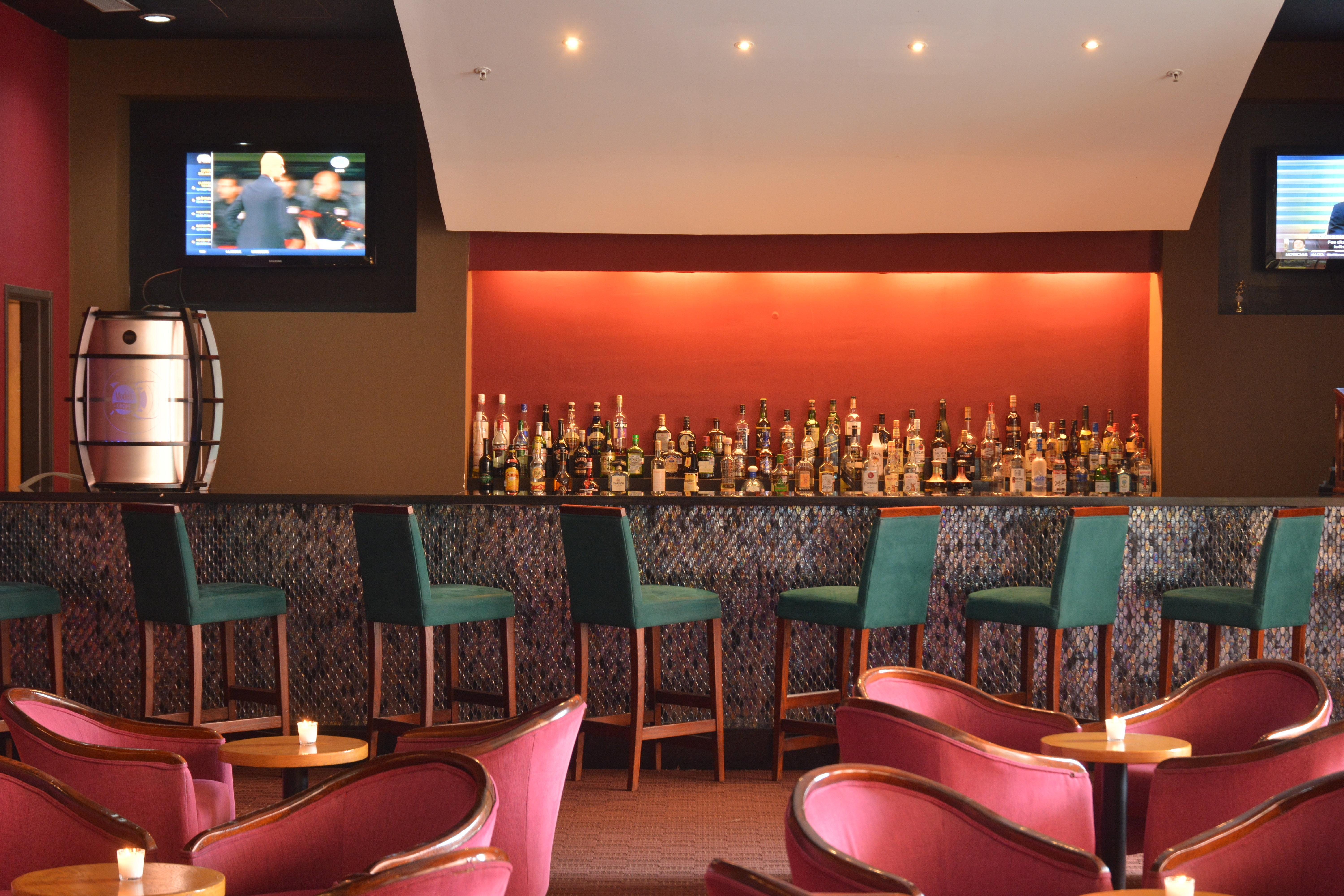 Crowne Plaza Aeropuerto By Ihg Hotel