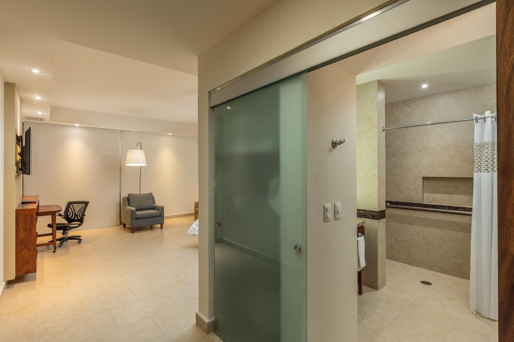 Hampton & By Hilton Cabos 3* San Jose del Cabo
