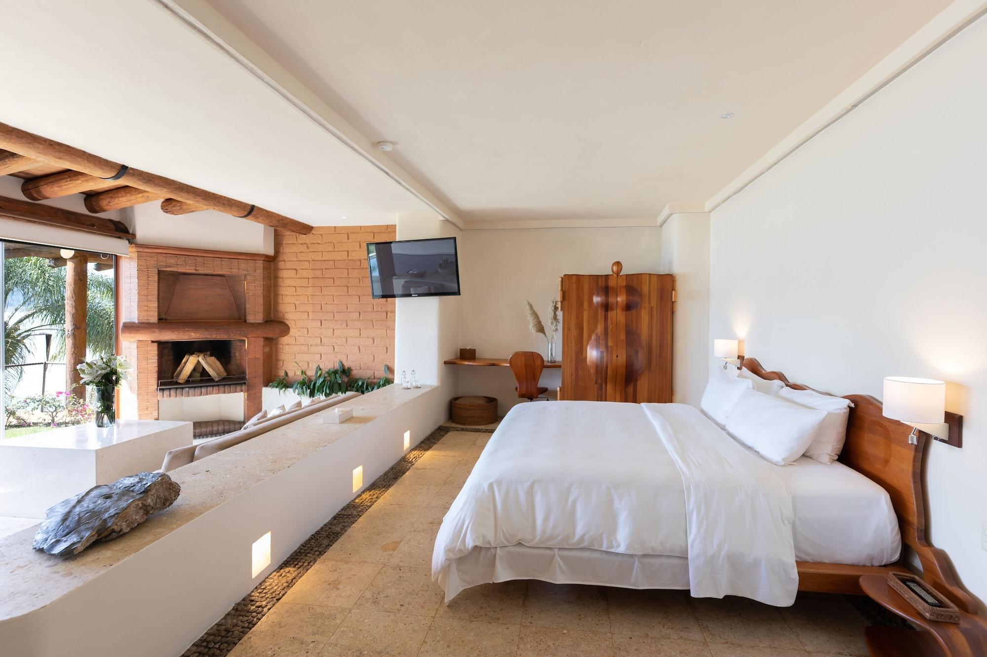 Resort El Santuario &