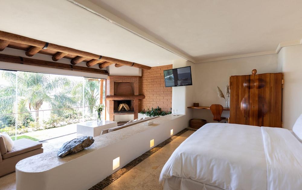 El Santuario & Resort