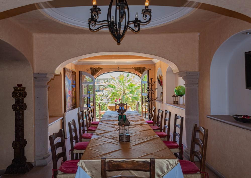 Tropicana Cabos, Tapestry Collection By Hilton