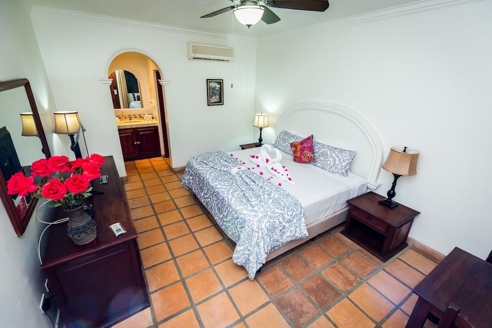 Tropicana Cabos, Tapestry Collection By Hilton Hotel 4*
