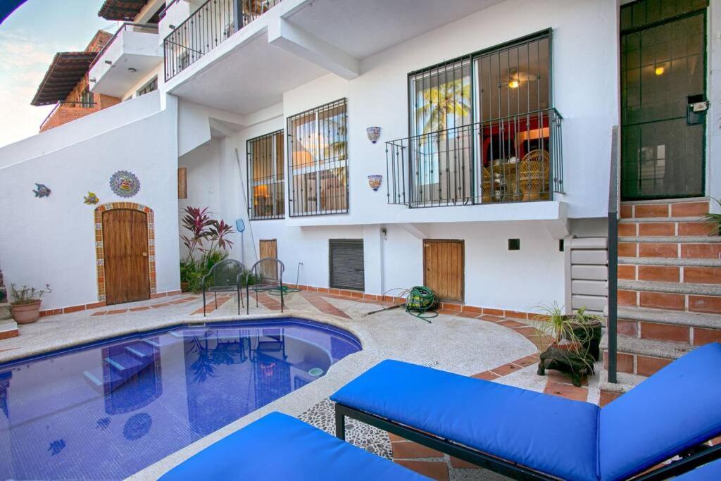 Stunning Ocean Views, Ecuador, Centrally Located