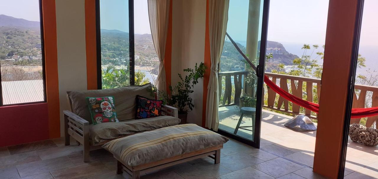 Vista Del Mar - *