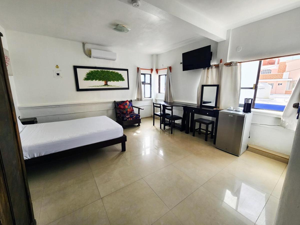 Fitz-mar Inn *