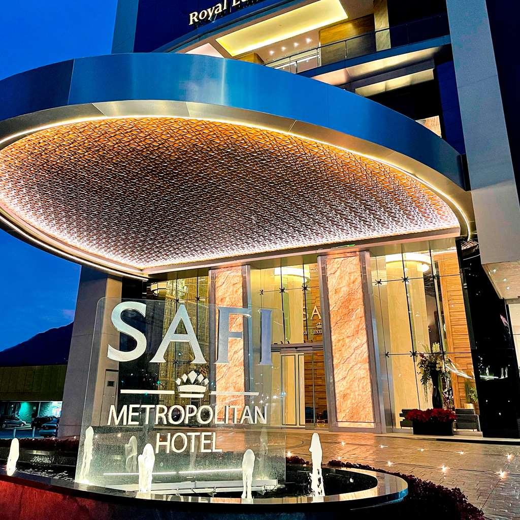 Safi Royal Luxury Metropolitan Hotel