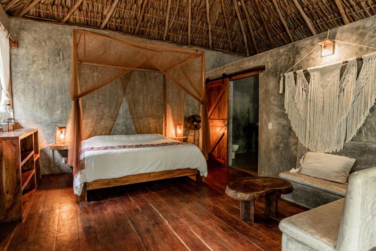 Aldea Colibri Lodge Macario Gomez