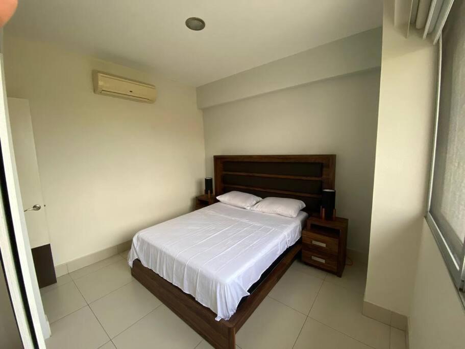 Hermoso Departamento De Lujo En A Pie De Playa En Ponto Horizonte Manzanillo. Hasta 8 Personas, De Lo Mejor De Manzanillo. Hermosa Vista Al Mar *