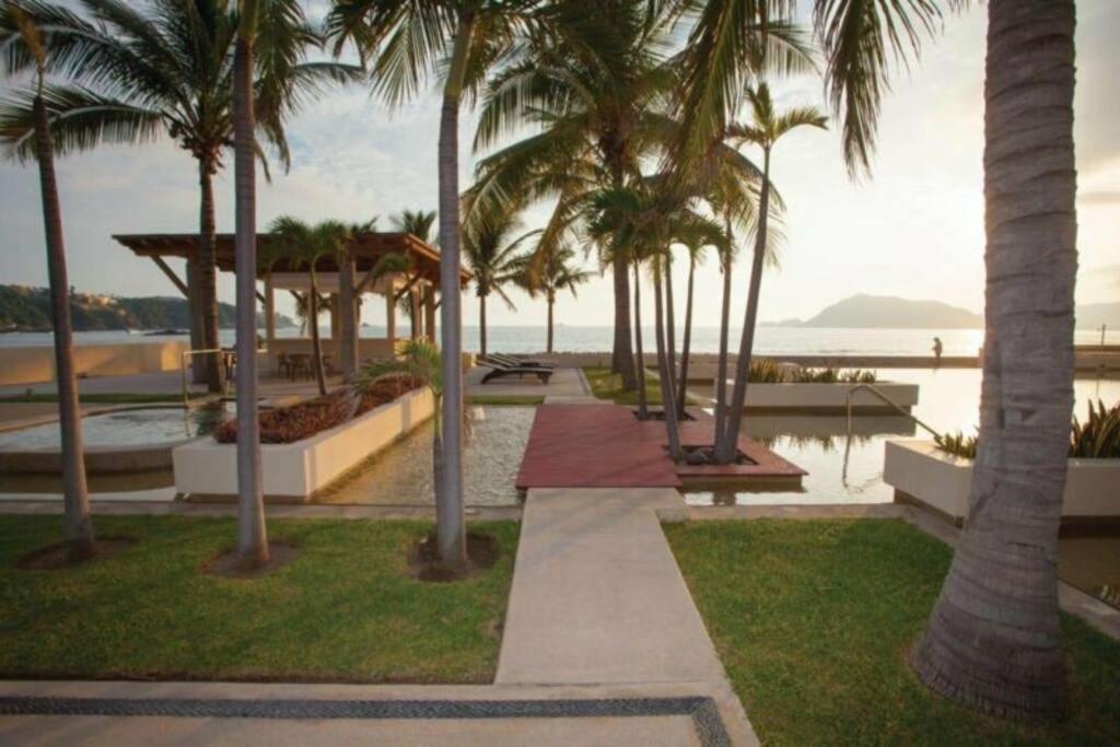 Hermoso Departamento De Lujo En A Pie De Playa En Ponto Horizonte Manzanillo. Hasta 8 Personas, De Lo Mejor De Manzanillo. Hermosa Vista Al Mar Apartment