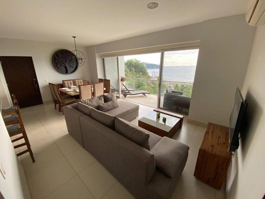 Apartment Hermoso Departamento De Lujo En A Pie De Playa En Ponto Horizonte Manzanillo. Hasta 8 Personas, De Lo Mejor De Manzanillo. Hermosa Vista Al Mar