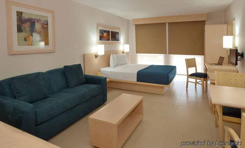 Hotel Express By Marriott 4*