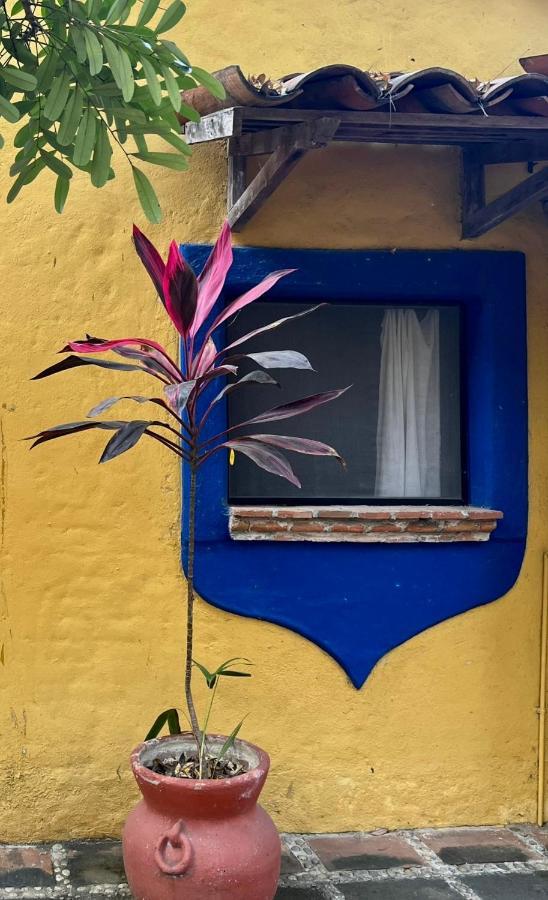 Hotel Rancho Escondito