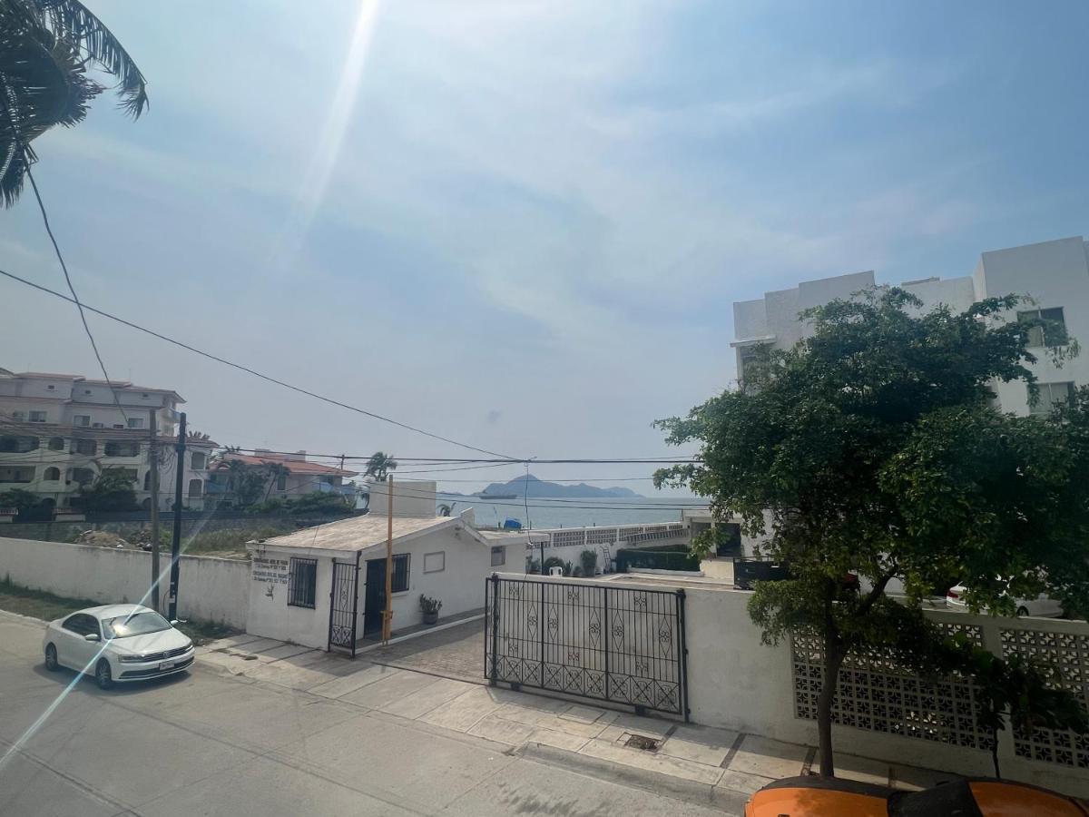 Departamento Todo Cerca Playa Azul * Manzanillo