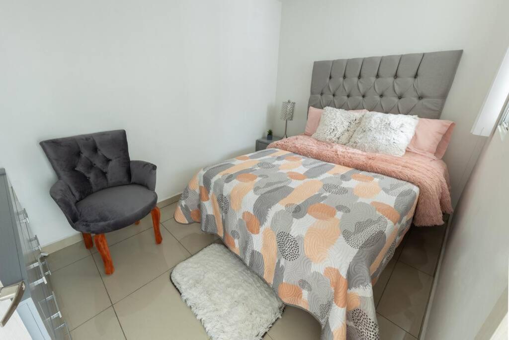 Casa En El Centro Con Terraza Y Mirador *
