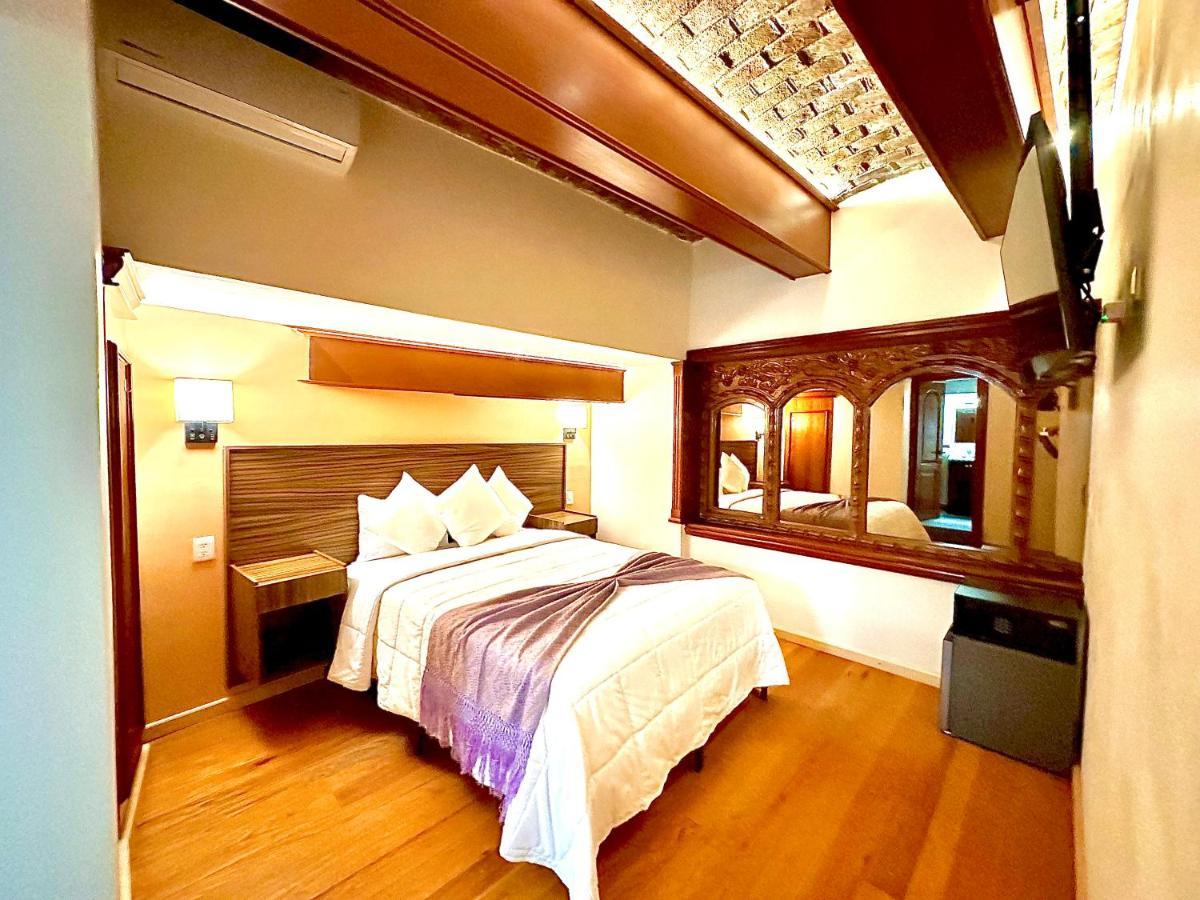 Aparthotel Del Jardin Principal *