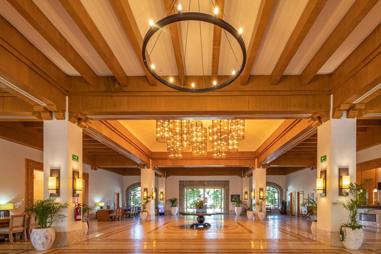 Royal Solaris Cabos 5*