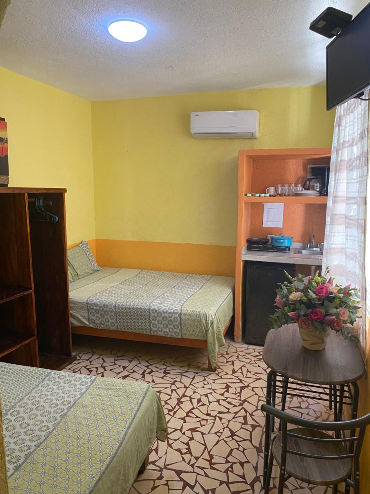 Hotel Salinas 3*