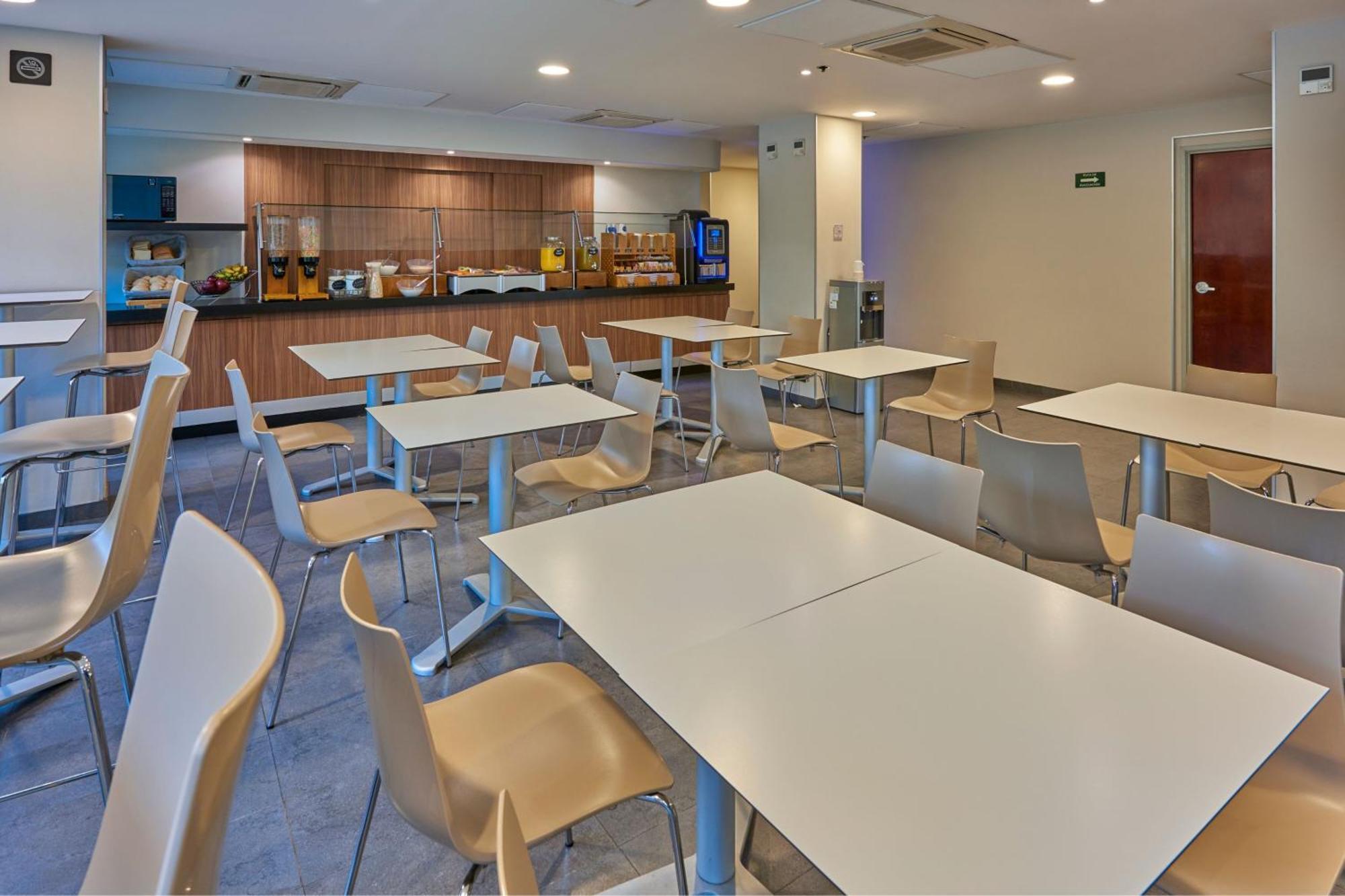 City Express By Marriott Chihuahua Hotel 4*