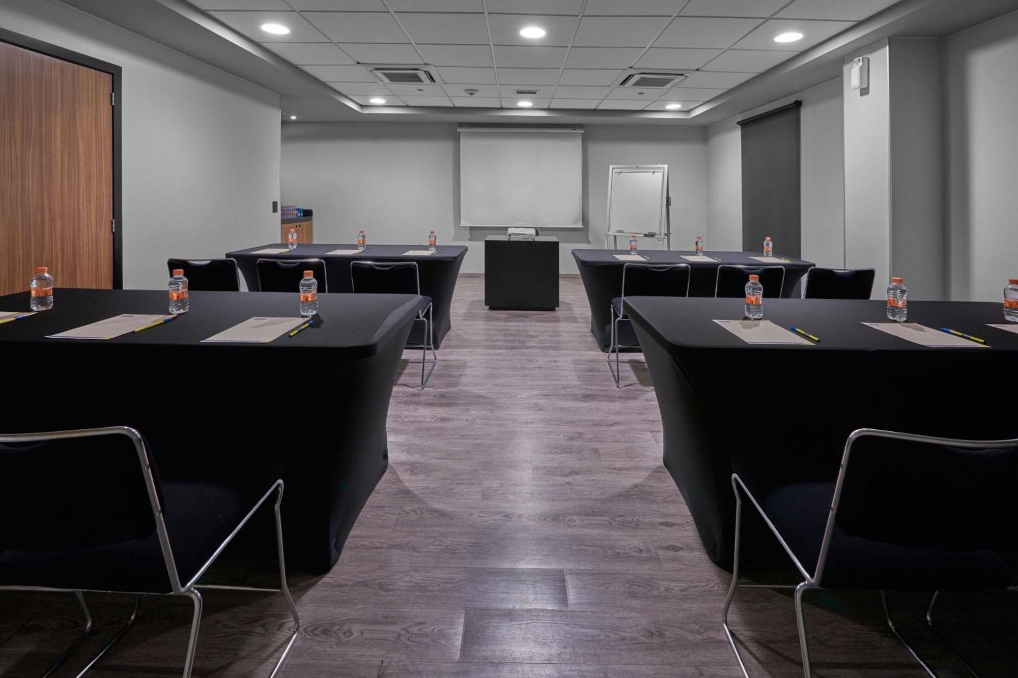 Hotel Express By Marriott