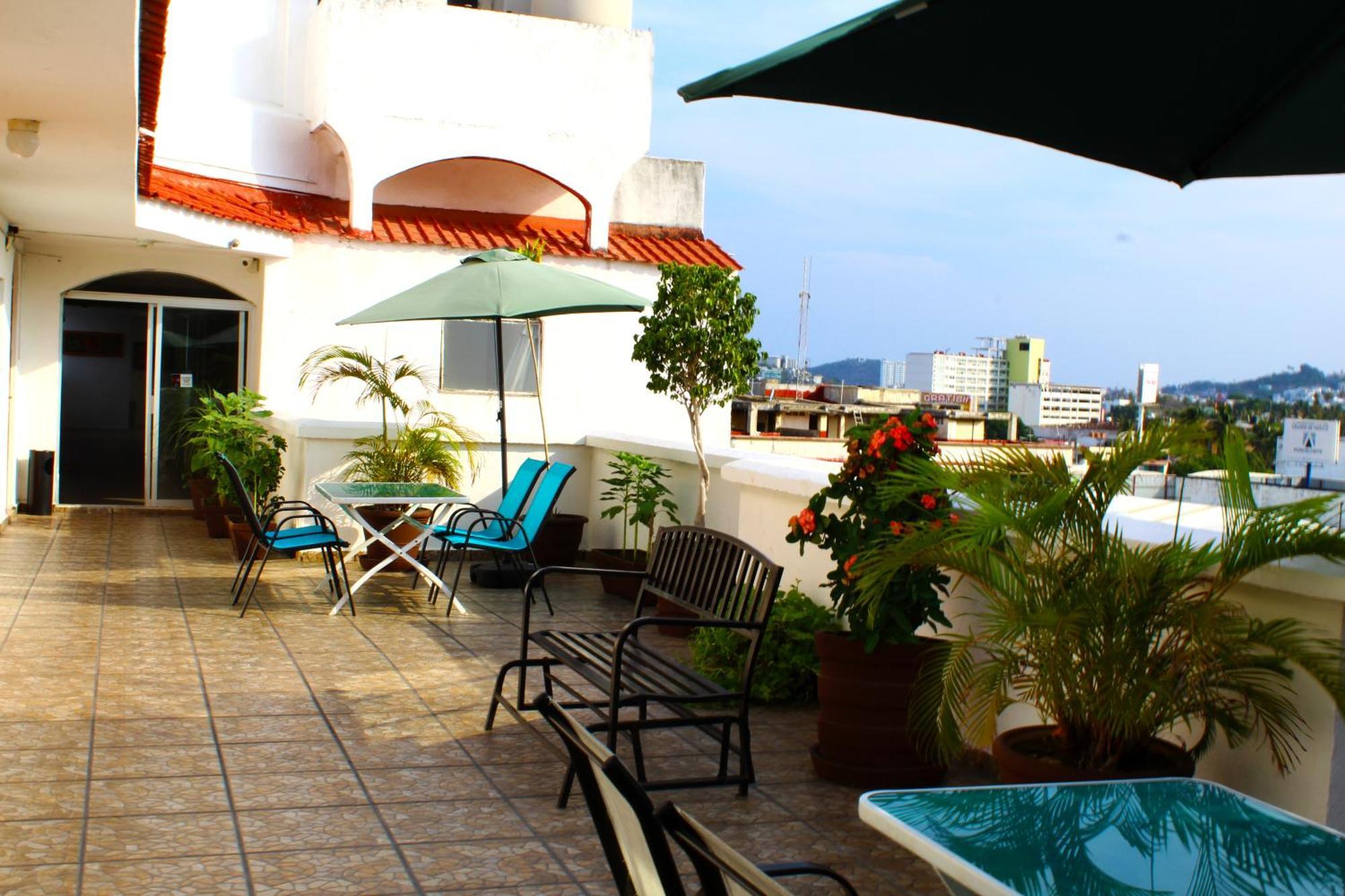 D'cesar Hotel 3*