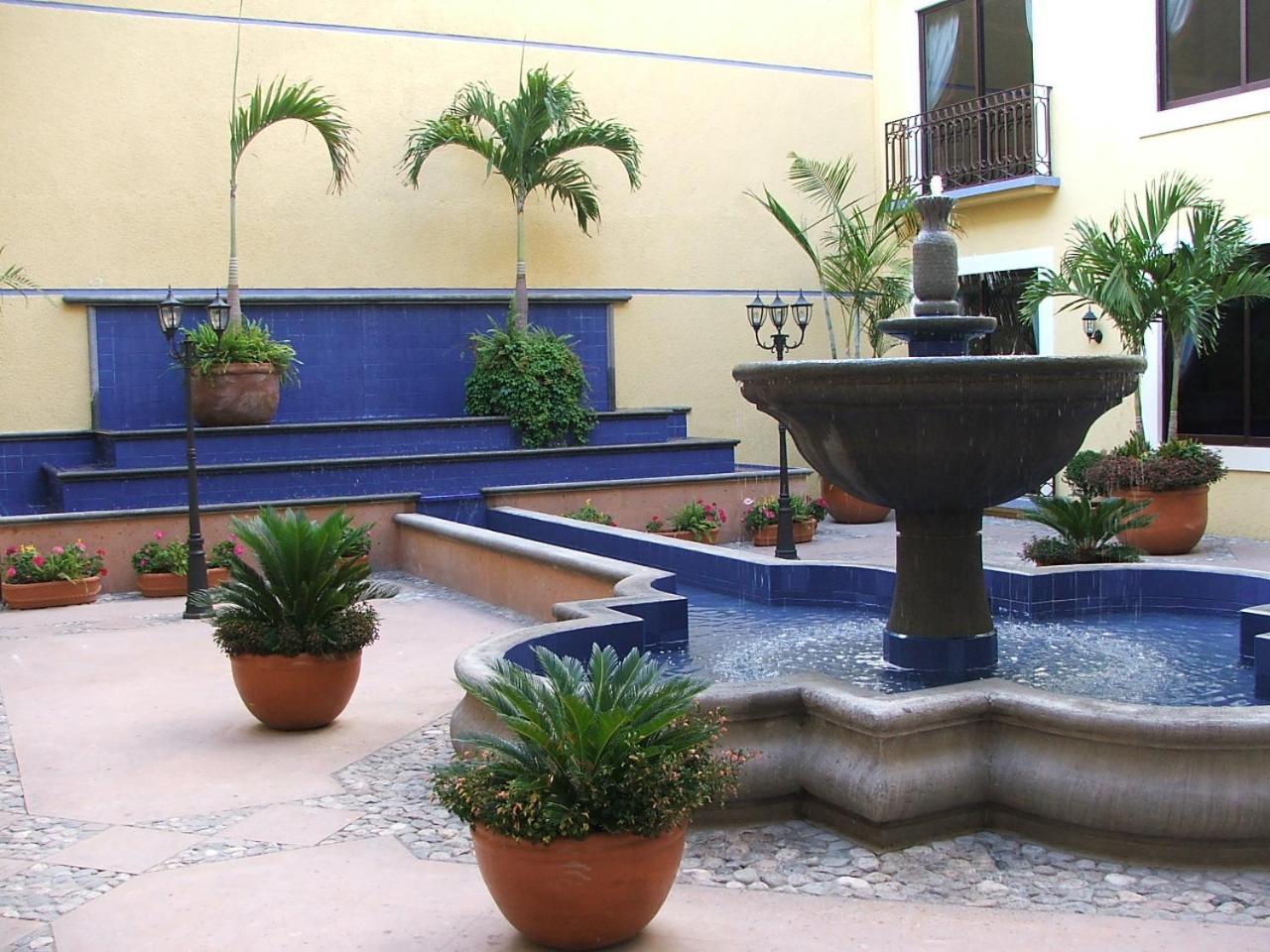 Casa Real Hotel