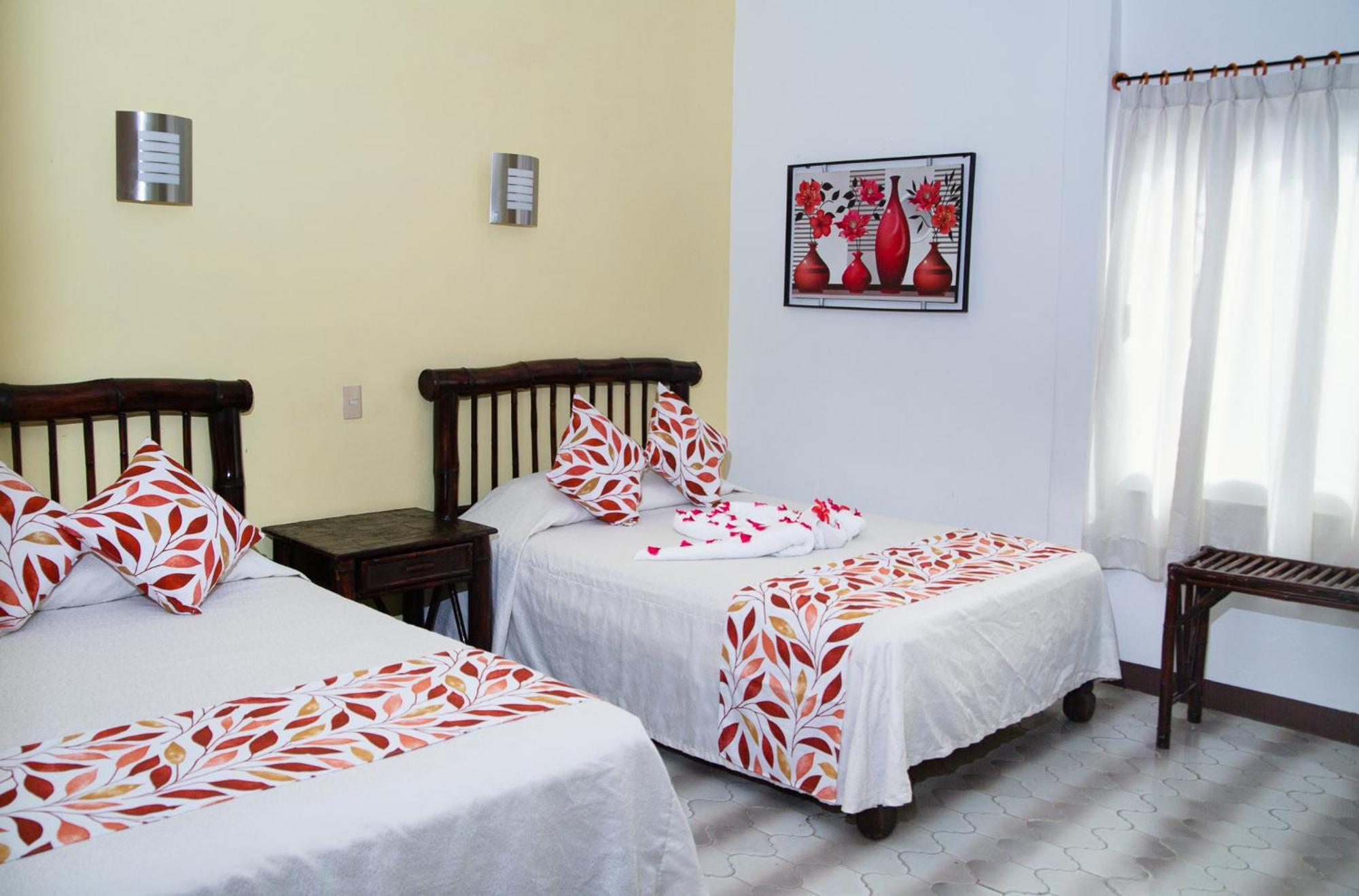 Zihua Caracol Hotel