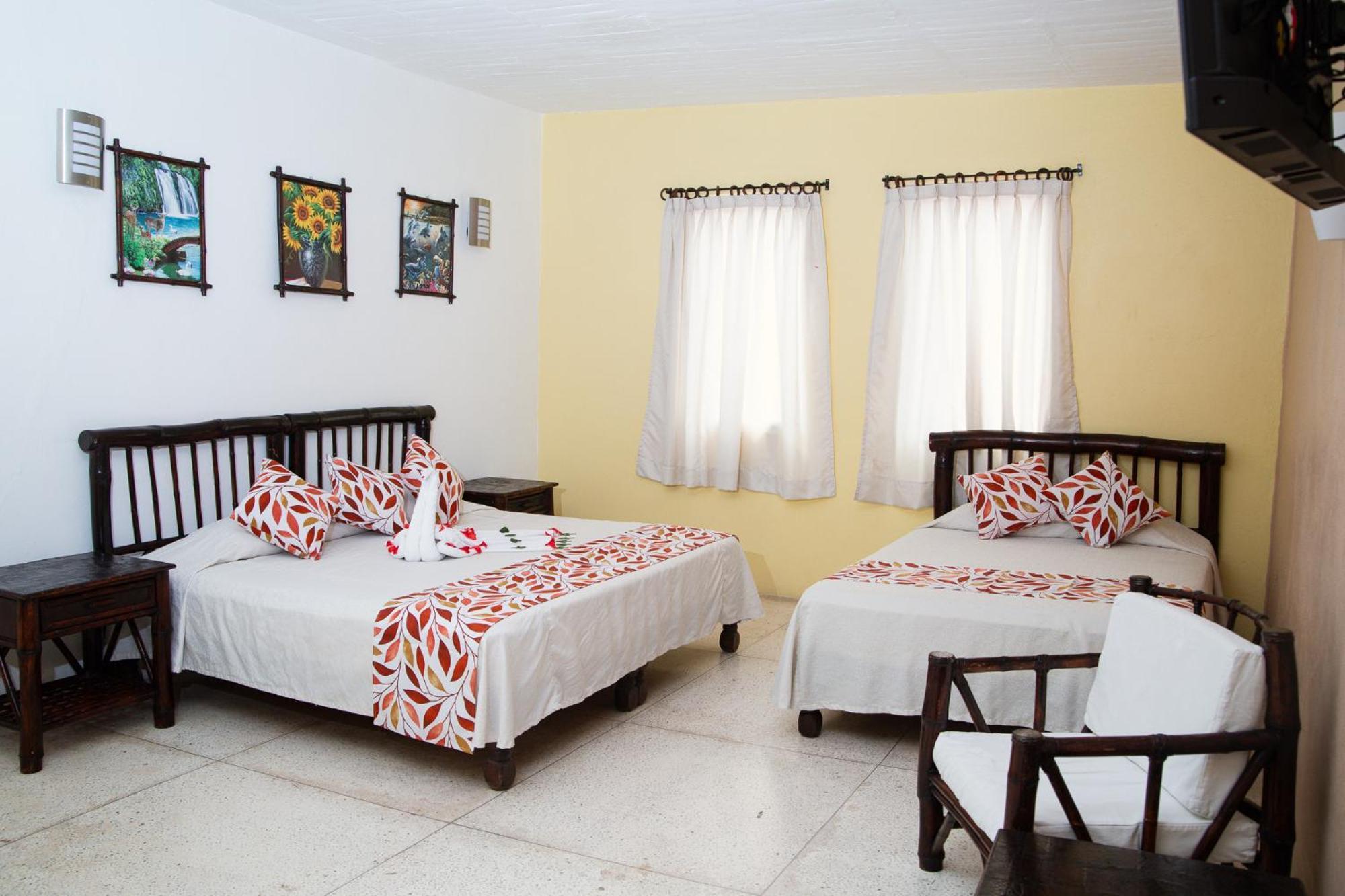 Hotel Zihua Caracol Zihuatanejo
