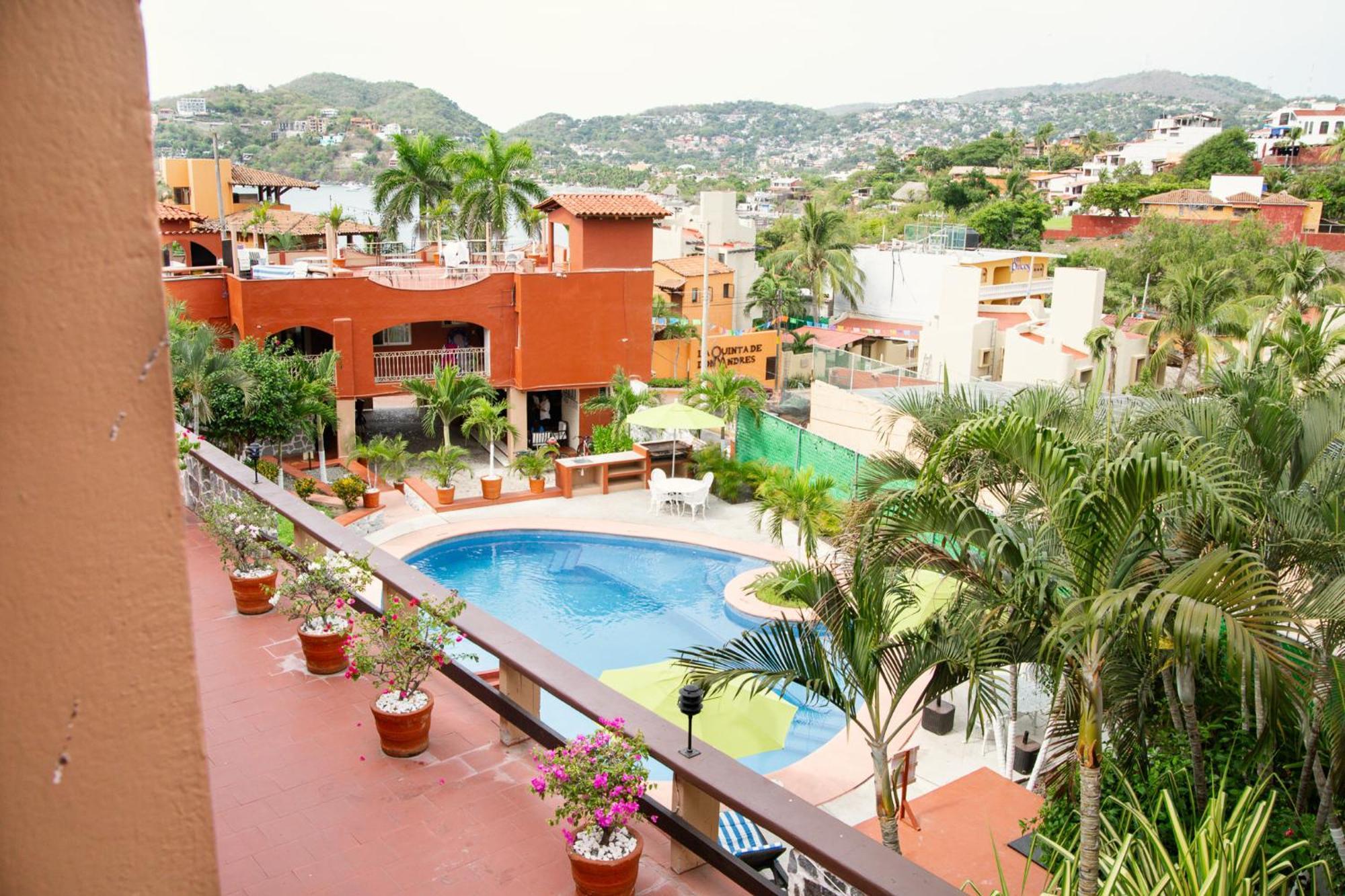 Hotel Zihua Caracol Zihuatanejo