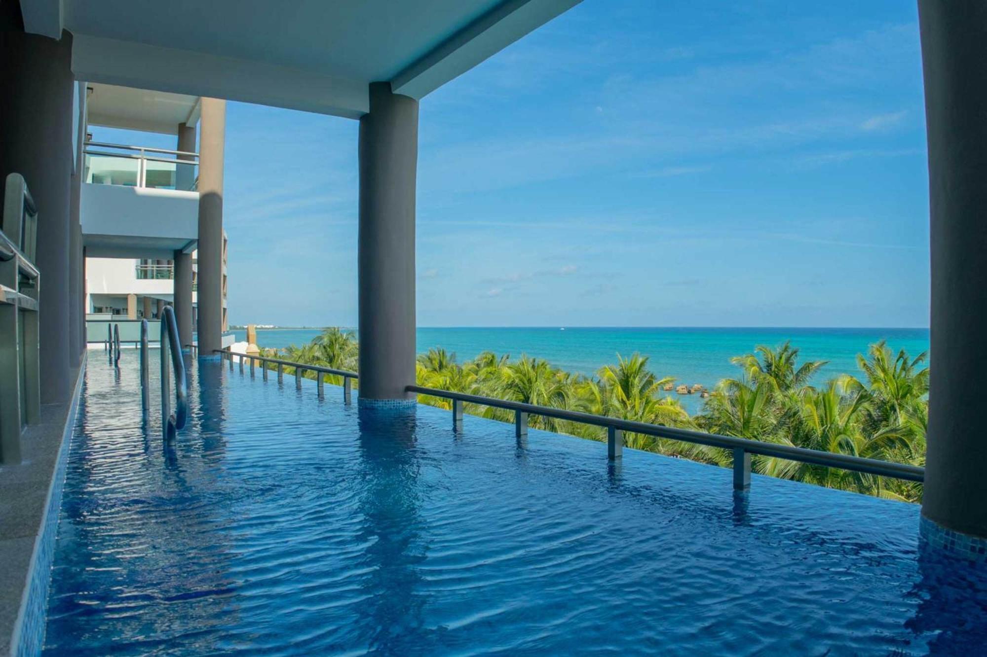 Generations Riviera Maya Family Catamaran, Water Park & Inclusive Resort 5*
