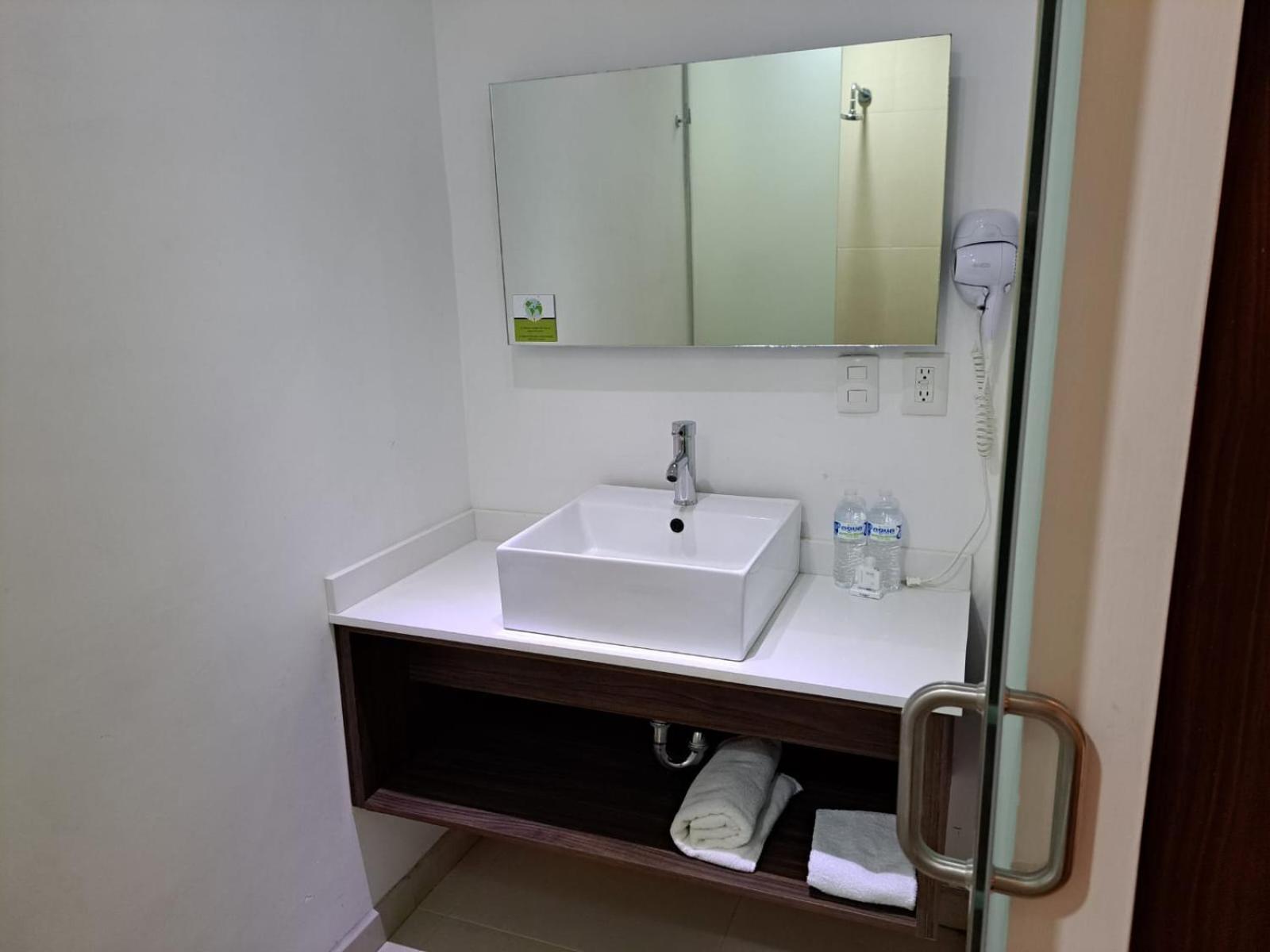 El Business Class - Zamora Centro