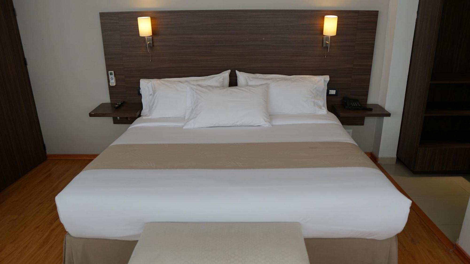 El Business Class - Zamora Centro Hotel