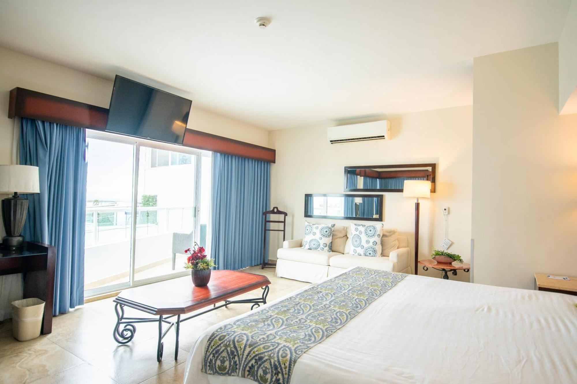 Hotel Hblue Hotel 3*