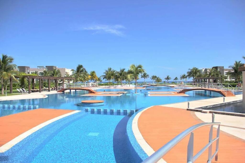 Mareazul Apartment *