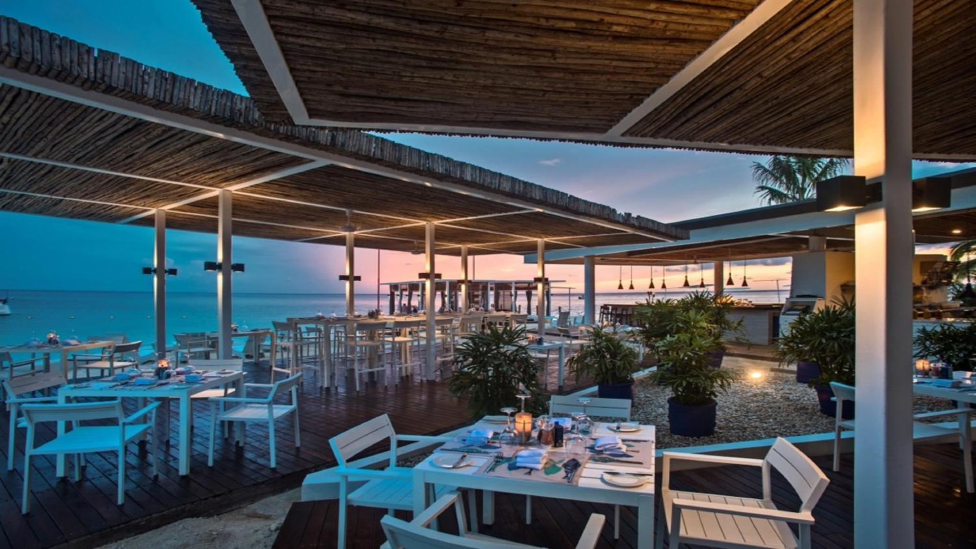 Presidente Intercontinental & By Ihg Resort