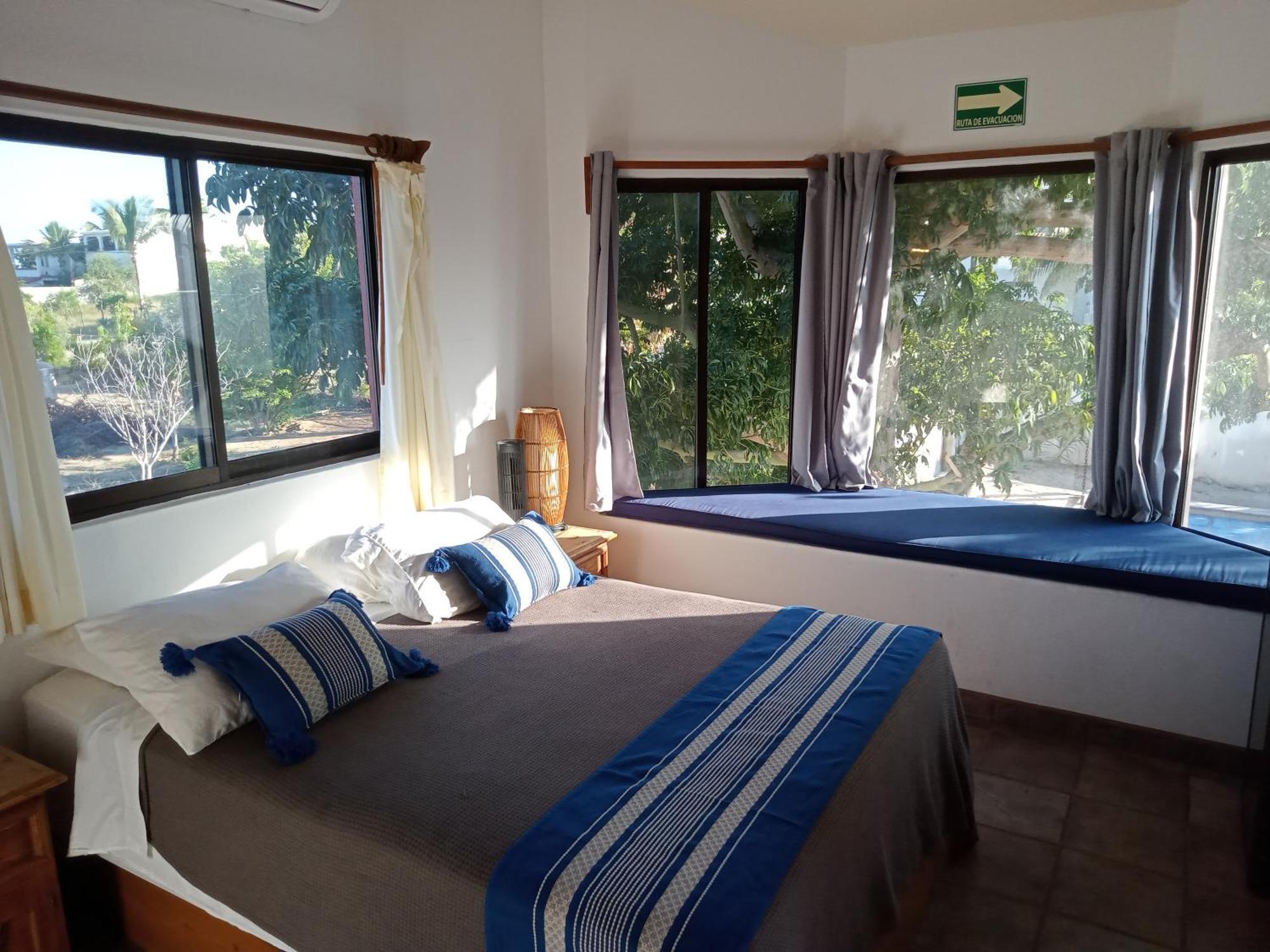 Hacienda De Palmas Bed & Breakfast *