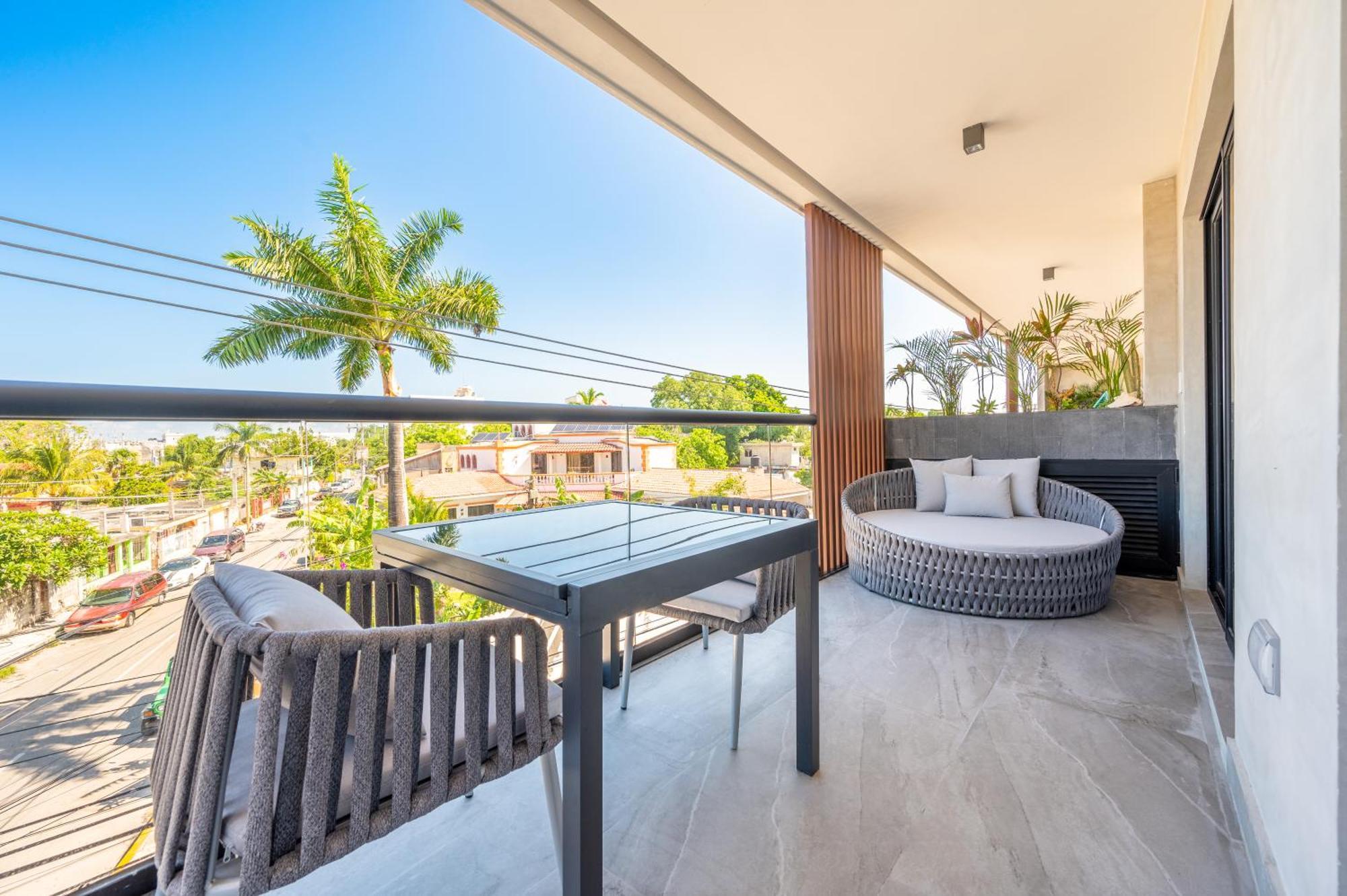 Kippal - Modern Oasis - *